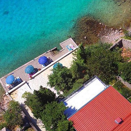 Apartmani Ribarica**** Karlobag Bagian luar foto